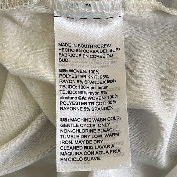 Chico's Top Size 1 (8) Medium Calcutta Marble Print NWOT - Picture 9 of 11